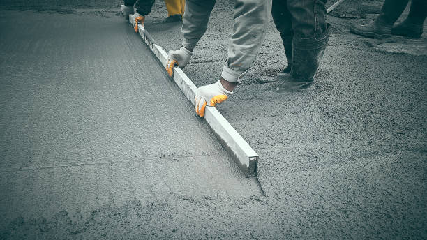 Best Custom Concrete Contractor  in Sheboygan, WI